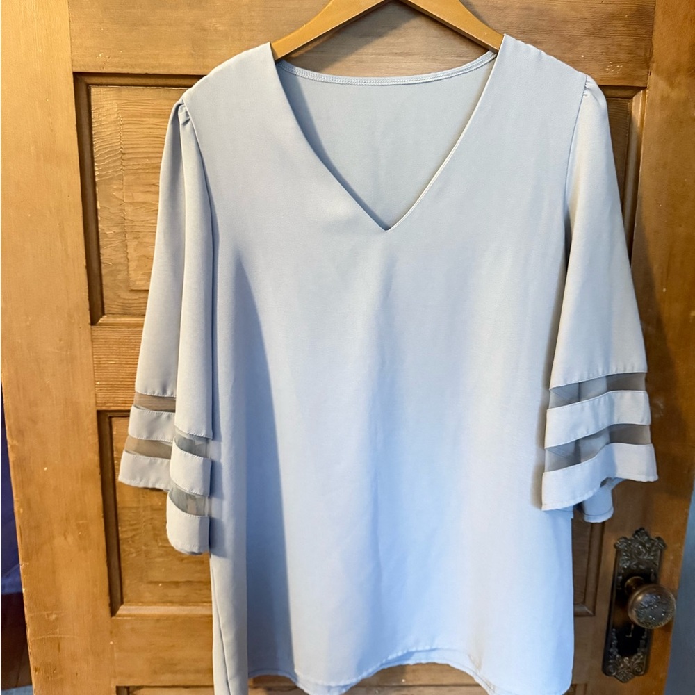 Elegant V-Neck Blouse - Light Blue/grey